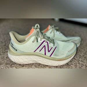 New Balance Women's Athletic Shoes - Mint and Purple Size 10 Wide